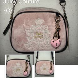 Juicy Couture bag in blush pink