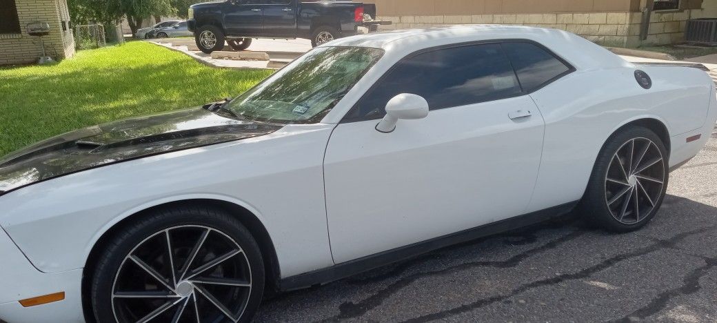 2014 Dodge Challenger
