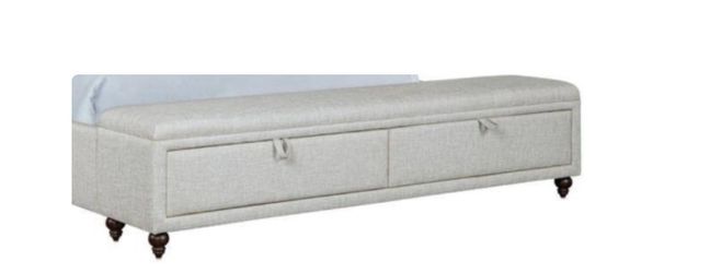 Queen size storage bench