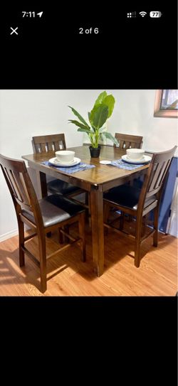Ashley’s 4 seat Dinner table