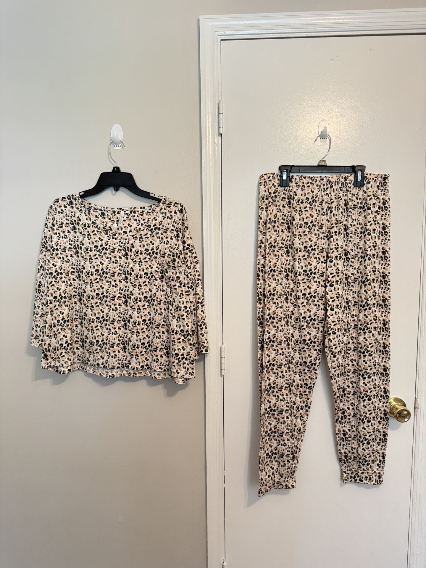 Animal print pajamas set 2X