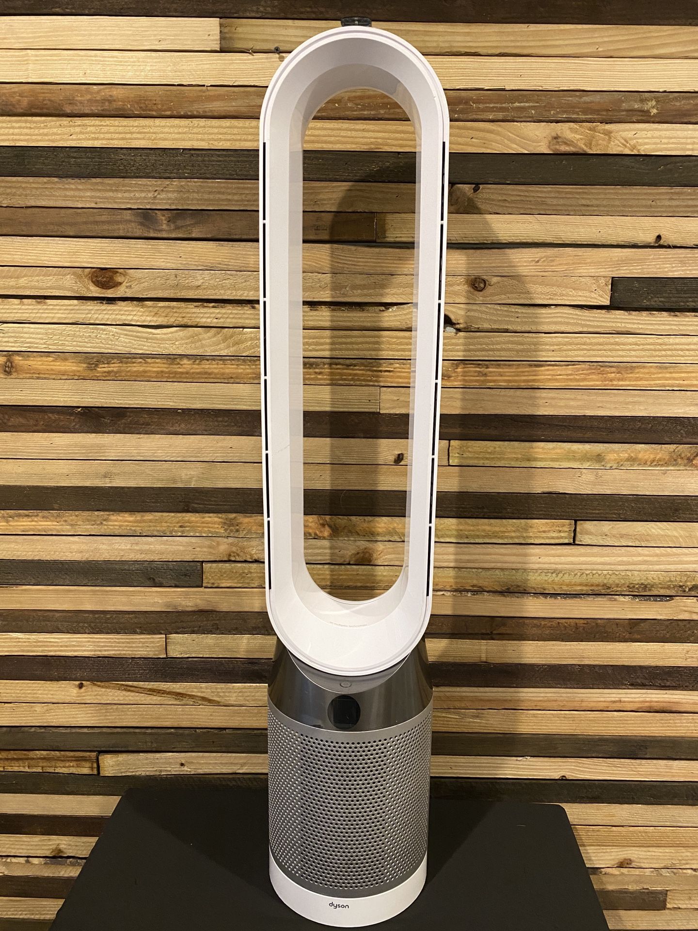 Dyson Tp04 Pure Cool HEPA Air Purifier Tower Fan W/ Remote