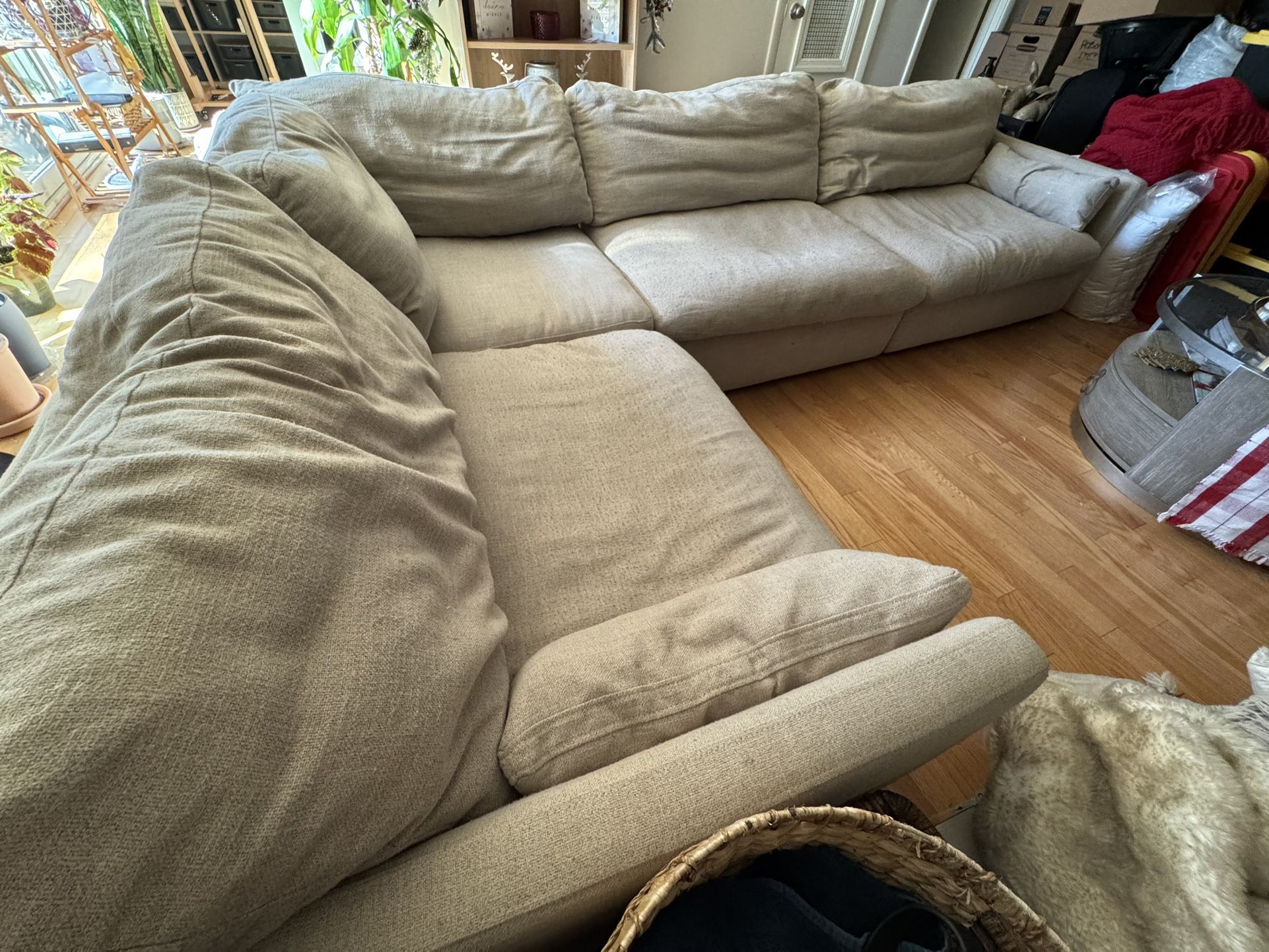 Large Beige Sectional Sofa – Silver Spring, MD ✨ MUST GO!
