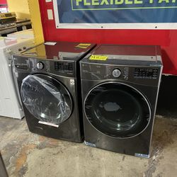 New LG ThinQ Front Load Washer & Gas Dryer