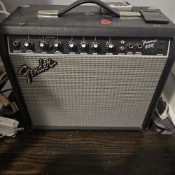 Fender 25R Amplifier