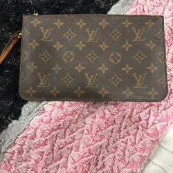 Louis Vuitton Monogram  Pochwtte Clutch Bag AUTHENTIC 
