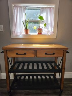 Crosley Furniture Roots 2-Drawer Kitchen Cart - Excellent Condition $85