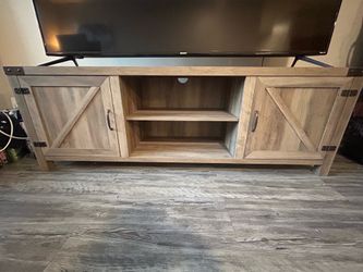 Walker Edison 70" Modern Farmhouse TV Stand / Entertainment Center - Grey Wash (Not TV)