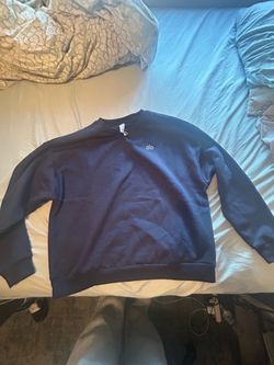 navy blue alo hoodie