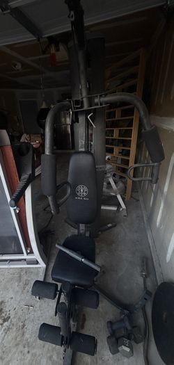 Golds gym workout station.