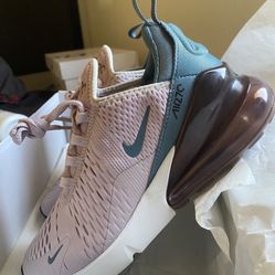 Nike 270 Women Shoes Size 6.5
