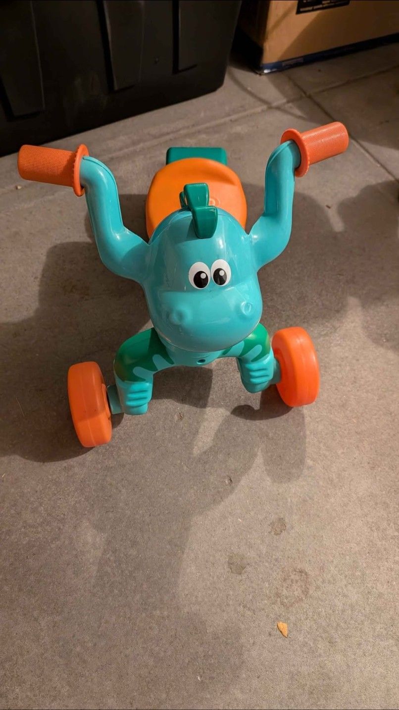 Kid's Dinosaur Tricycle