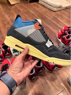 The Union LA x Air Jordan 4 Retro "Off Noir"