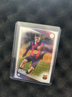 Topps UEFA Champions League Base Set Pedri #196 FC Barcelona Soccer Card