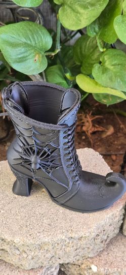 3D Printed Witch Boot Figurine