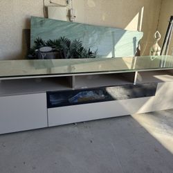 Modern Luxury TV Stand – Glass Top, High Gloss Finish, Heavy Quality Build – $400