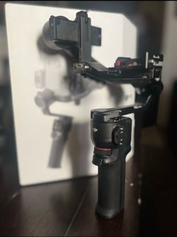 DJI RS 3 Ronin Camera Gimbal - Mint Open Box - 5 hours Limited Use