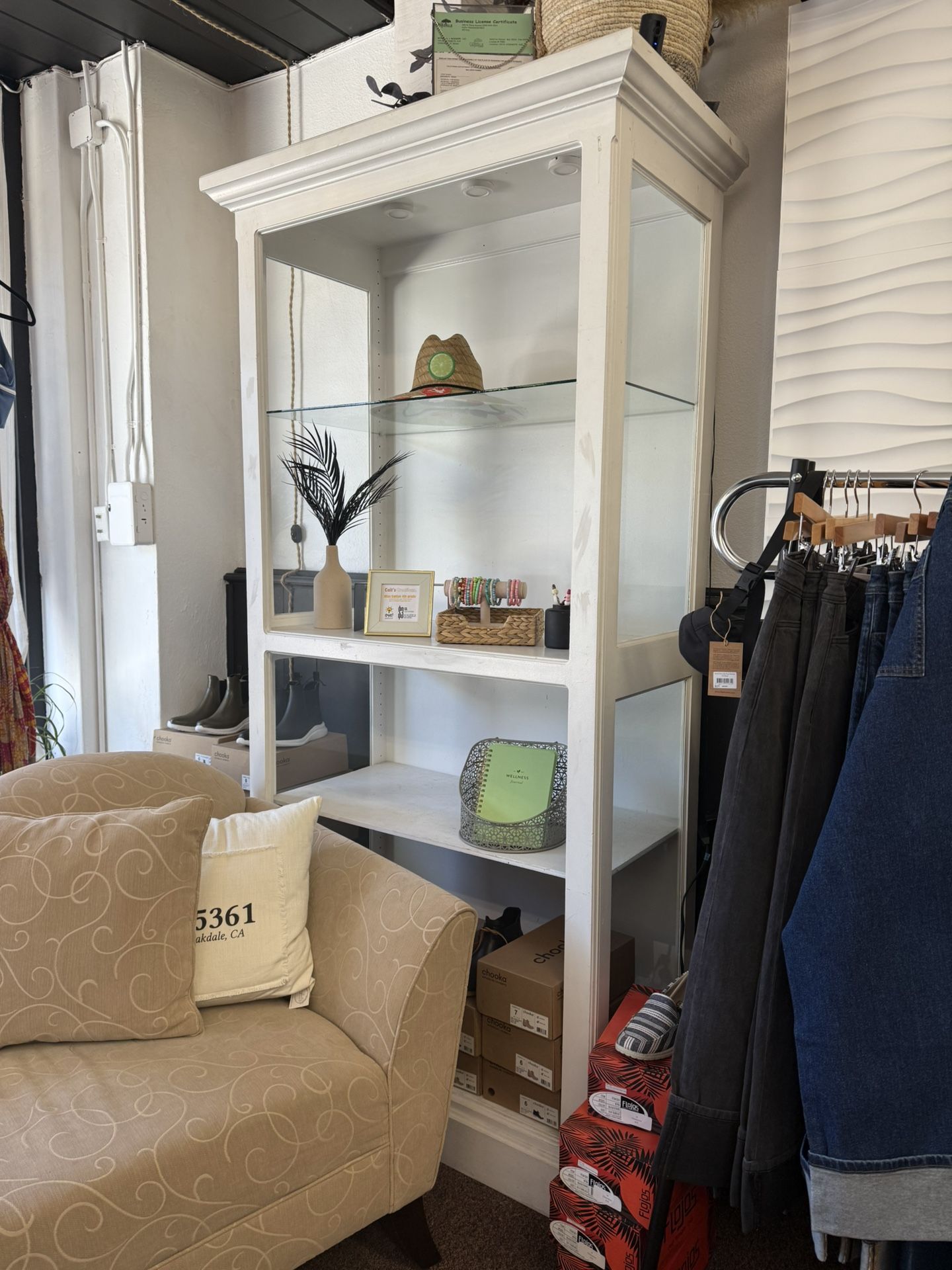 Shelving Unit