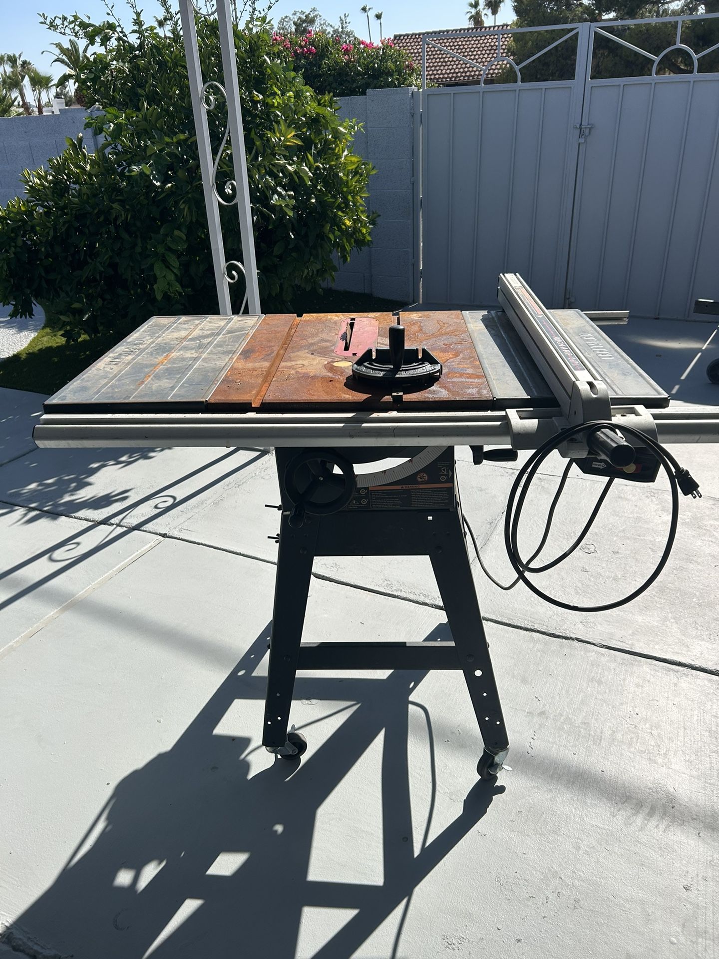 Craftsman 10” Table Saw