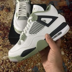 Jordan Retro 4 Seafoam 