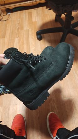 Black timberland boots size 10