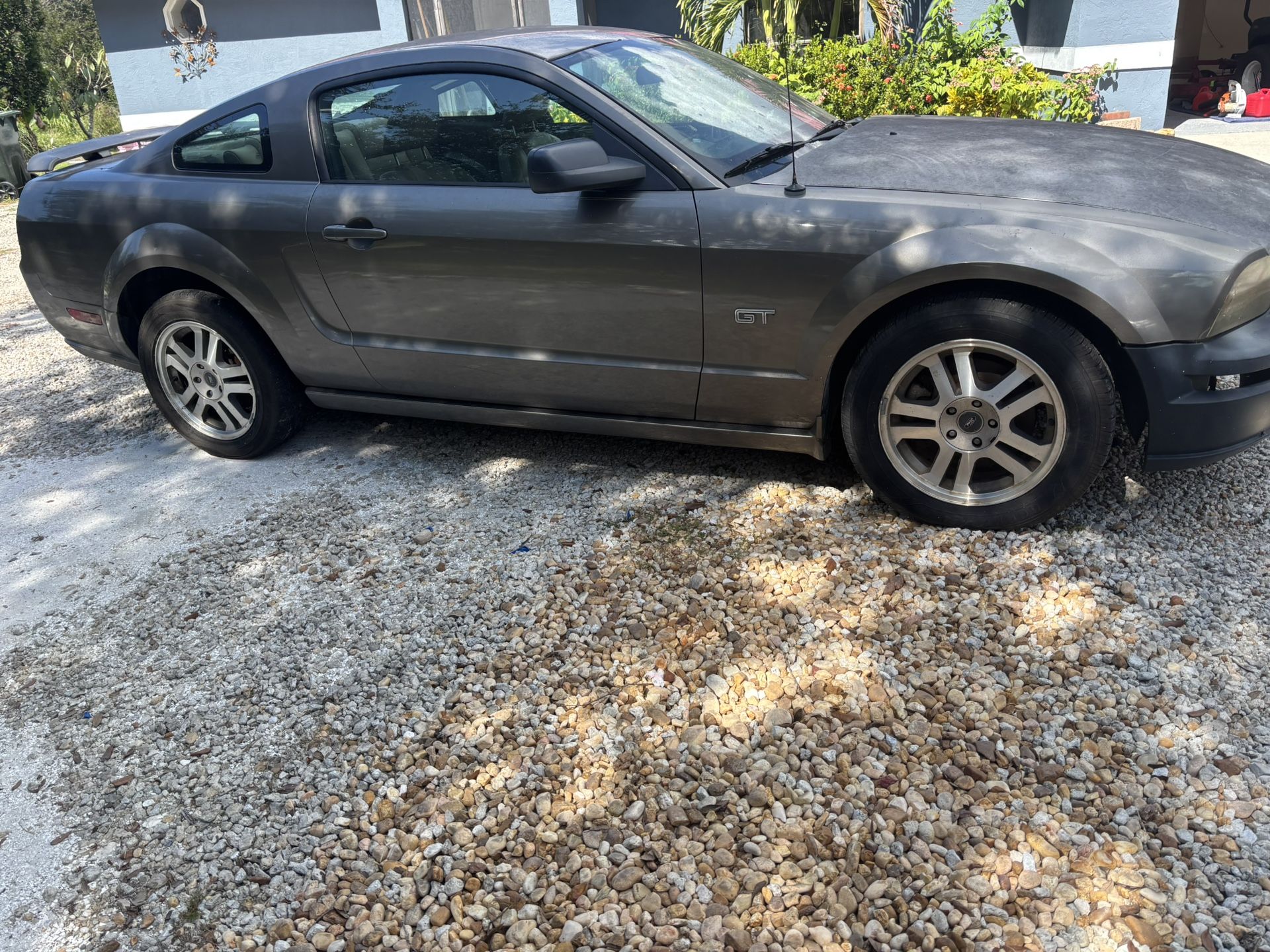 2005 Ford Mustang