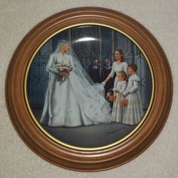 1987 "The Sound of Music - Maria" by Knowles Vintage Decorative Plate in Wood Frame
