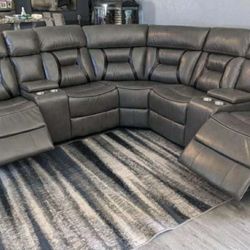 New Gray Power Recliner Sectional Couch / Free Delivery 