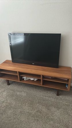 Tv Stand/ TV