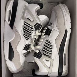 Jordan 4 Military black (FIRM) 