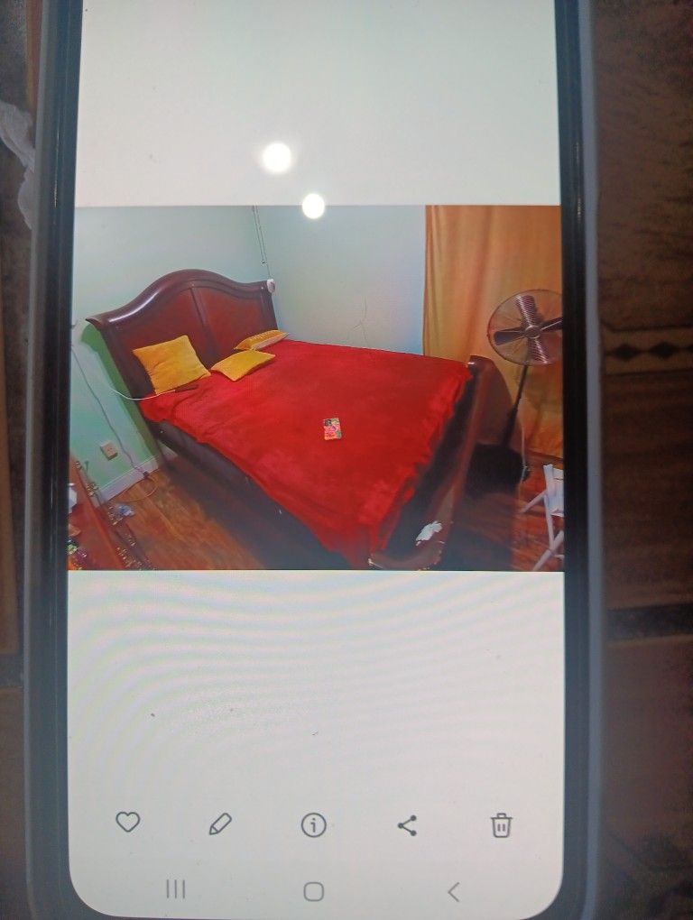 Queen Bedroom Set