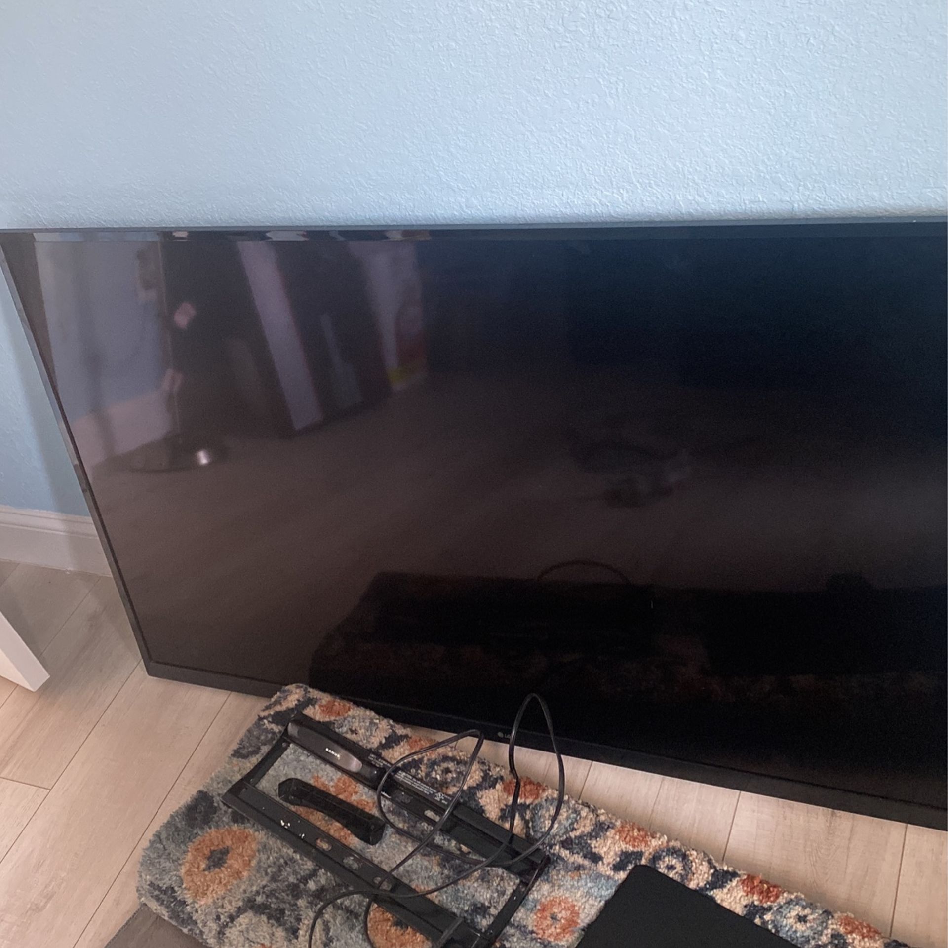 LG TV 55