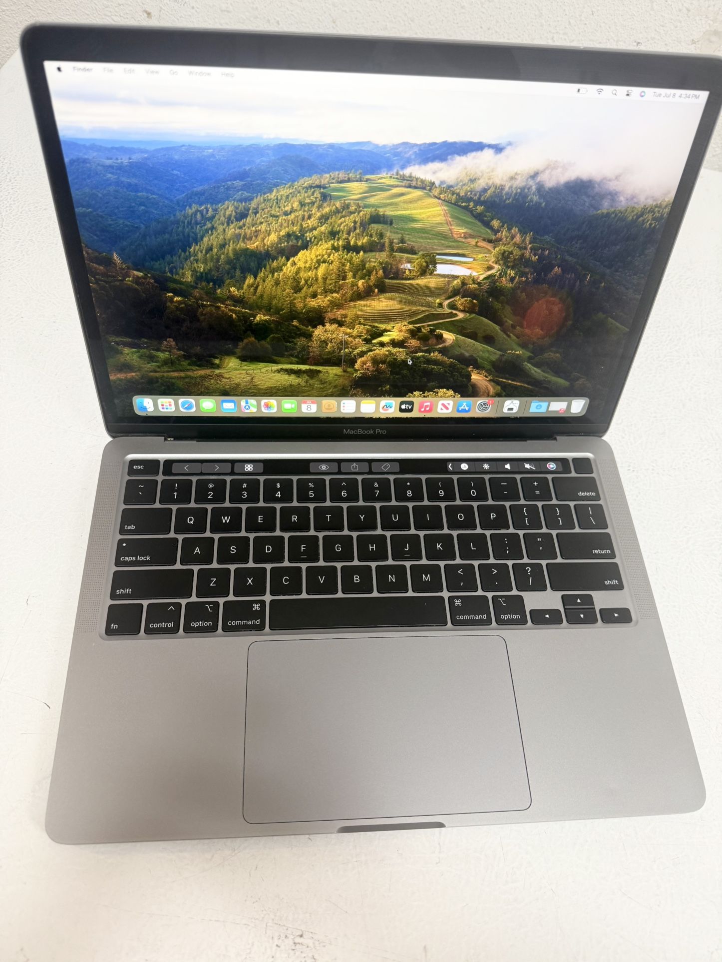 Apple 2020 MacBook Pro 💻 13- Inch 2ghz I5 16Gb/500 SSD Laptop Touchbar
