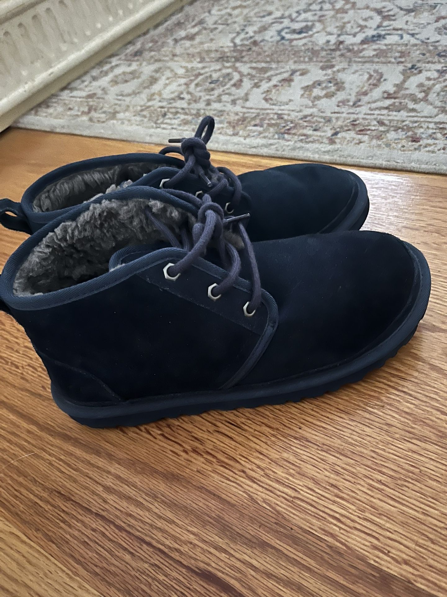 UGG Boots Size 7 Woman / Men Color Blue
