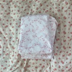Twin XL Sheets Plus Pillow Case