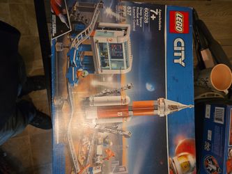 LEGO City Deep Space Rocket and Launch Control building kit
