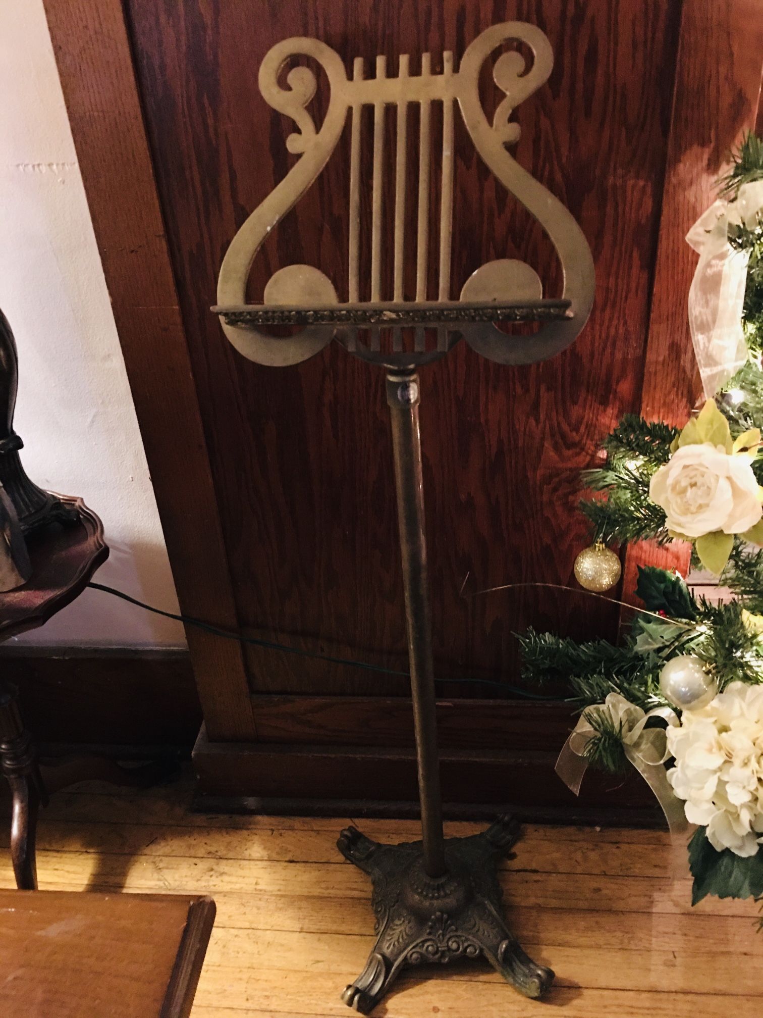Brass Harp Music Stand