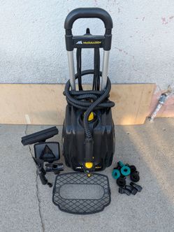 McCulloch MC1385 Canister Steam Cleaner/Steamer – 17 Attachments – Works Great