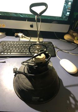 Heat lamp for lizard