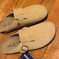 Tan Birkenstock Soft Footbed Clogs