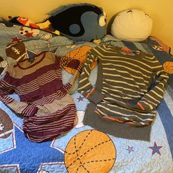 Two Maternity sweaters size S/M