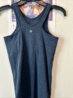 Lululemon ladies size 6 tank top
