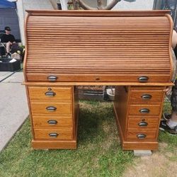 Beautiful roll top deskVintage Beautiful American 54" Oak Desk Carved Golden Oak Roll Top Desk