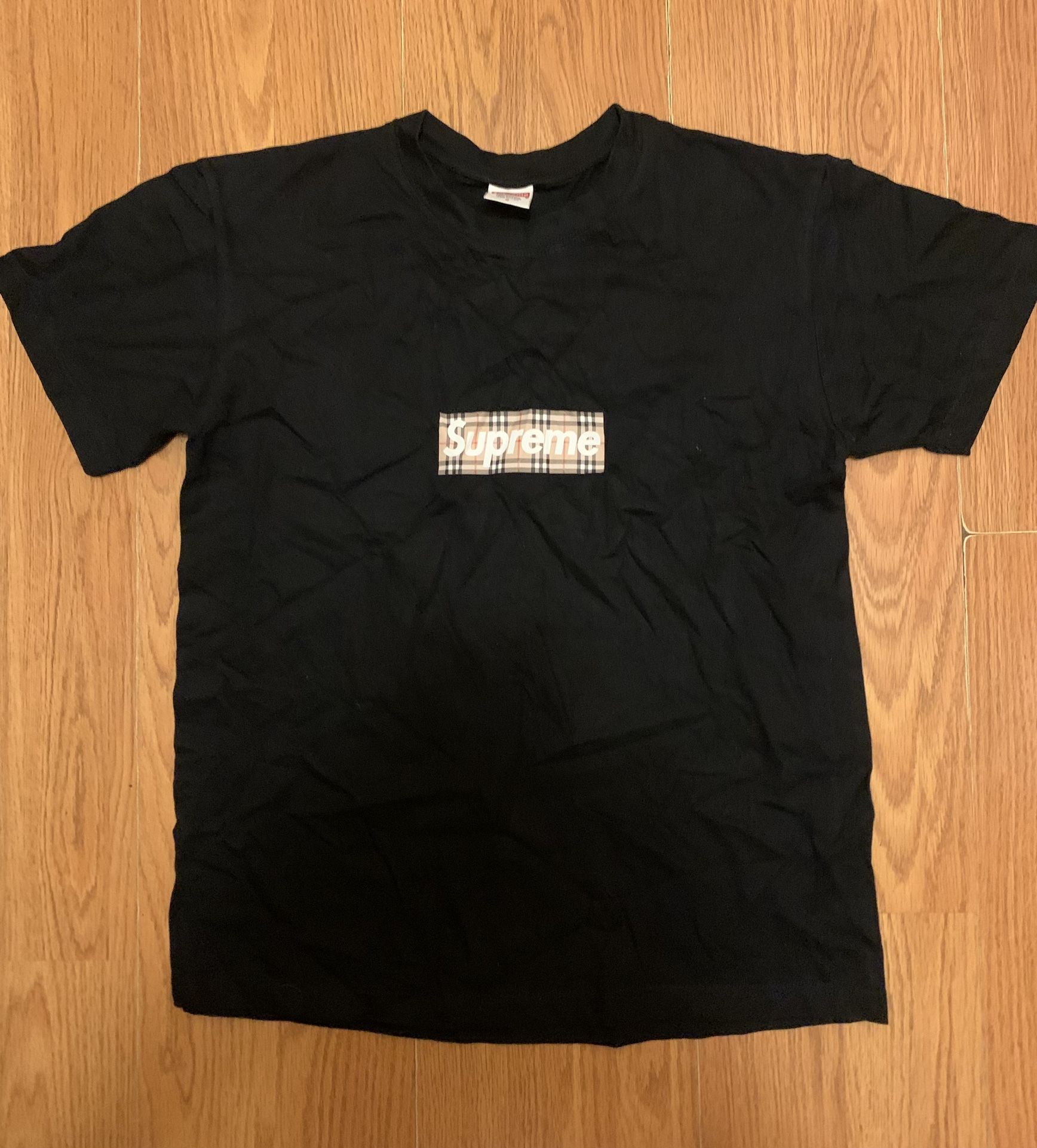 Black Supreme X Burberry T Shirt Size Small