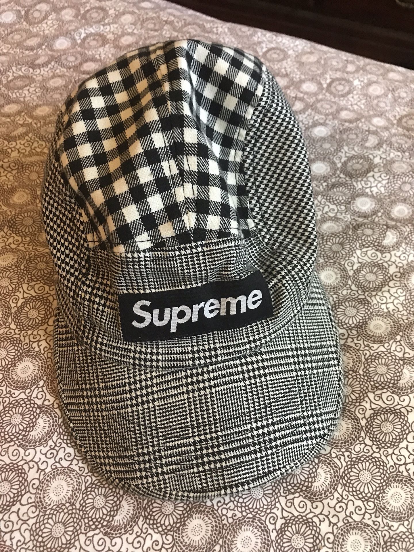 SUPREME HAT (looking for trades)