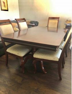 Beautiful Broyhill Dining Set For Dining
