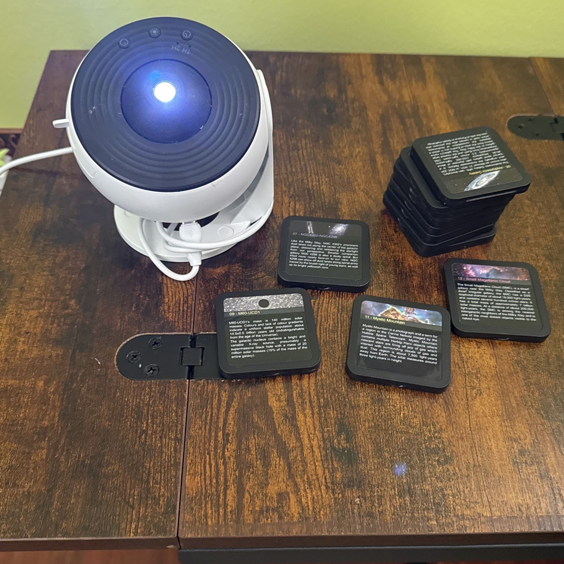Galaxy projector
