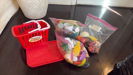 Kitchen toys