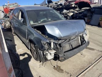 2011 Toyota Avalon For Parts With 111000