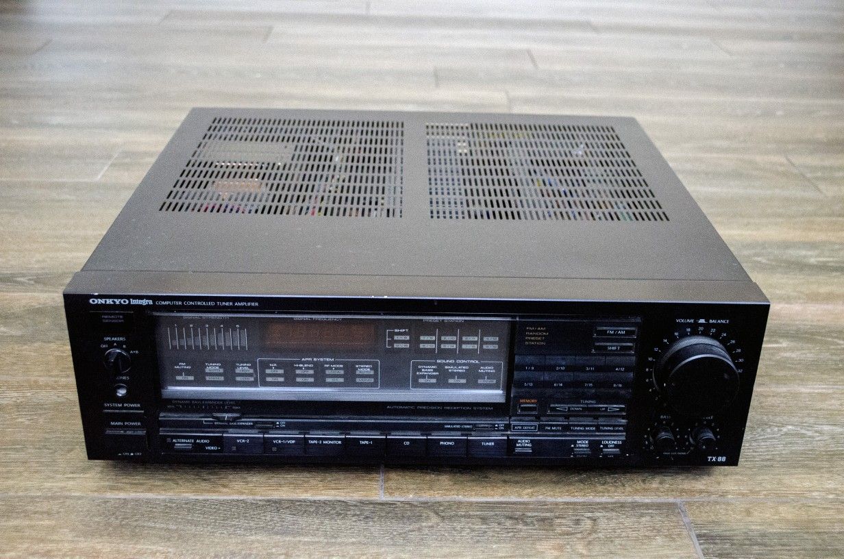 Vintage Onkyo Integra TX-88 Computer Controlled Tuner Amplifier Receiver for parts